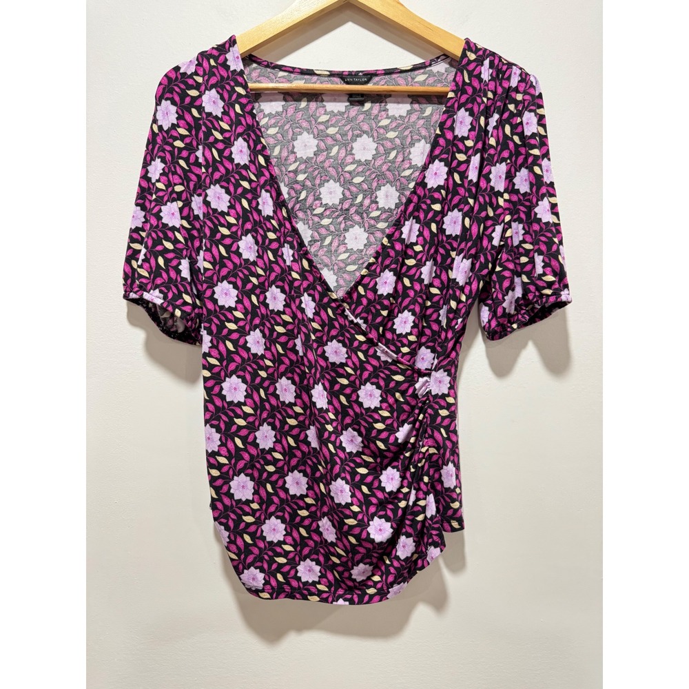 Ann Taylor Floral Wrap Top Purple Pink Black Short Sleeve V-Neck Blouse Medium